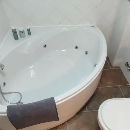 Casa Rural Con Jacuzzi Junto A Camprodon. Chalet *